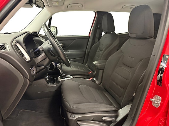 Jeep Renegade 8 of 18