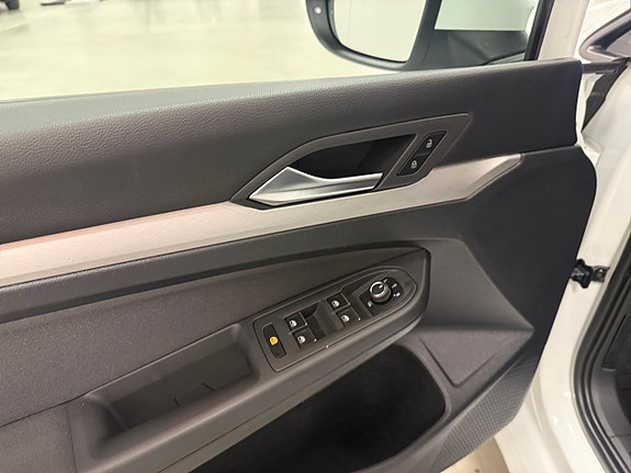 Volkswagen Golf I 9 of 17