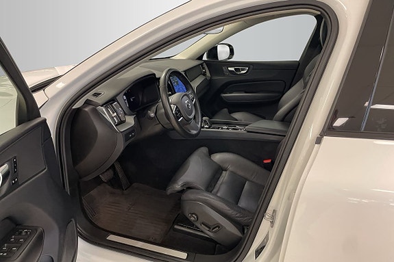 Volvo XC60 10 of 18