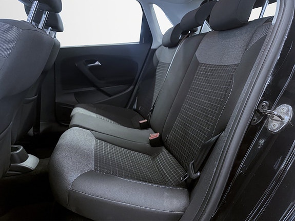 Volkswagen Polo 13 of 15