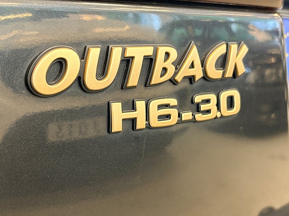 Subaru Outback 10 of 30
