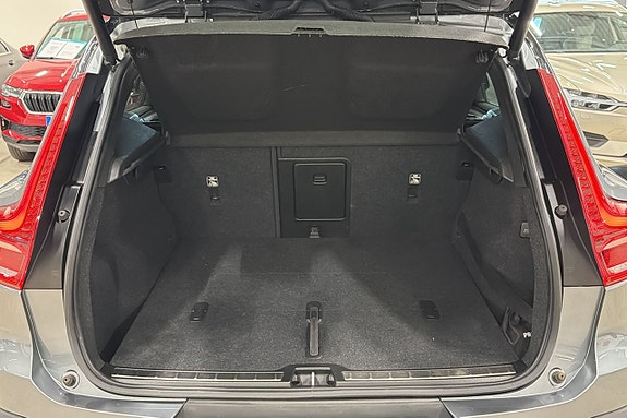 Volvo XC40 22 of 23