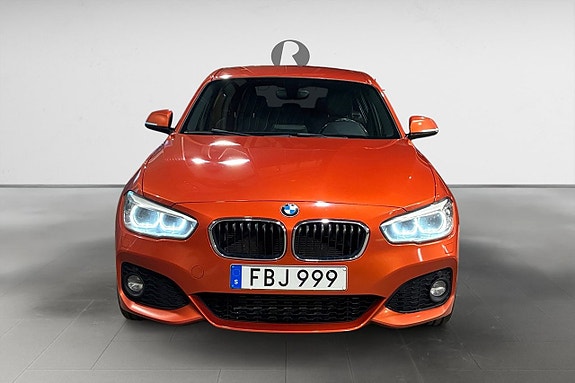 BMW 118d 10 of 17