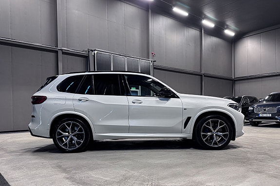 BMW X5 11 of 27
