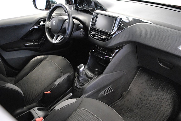 Peugeot 208 5 of 7