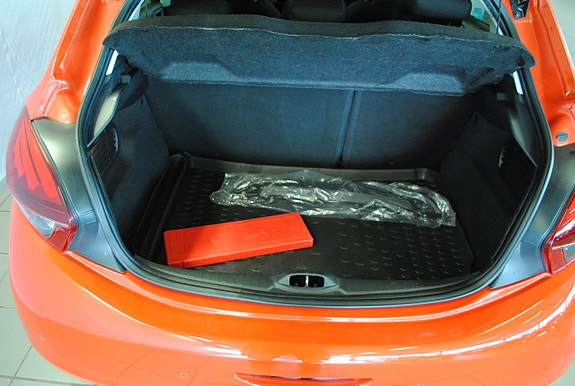 Peugeot 208 7 of 7