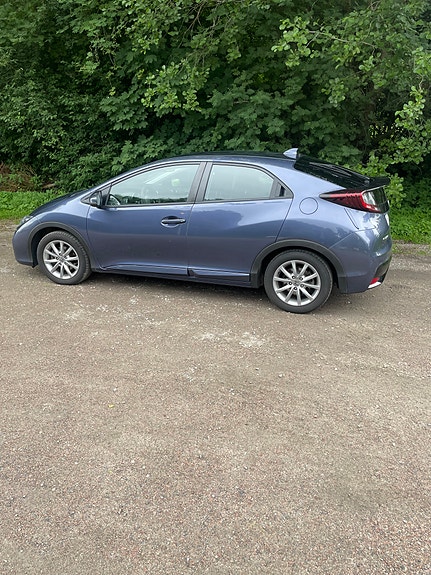 Honda Civic 4 of 8