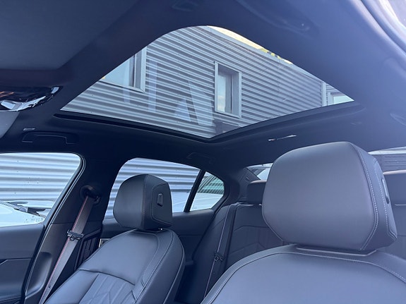 BMW 550e 19 of 30