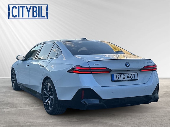 BMW 550e 4 of 30