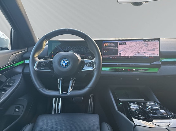 BMW 550e 13 of 30