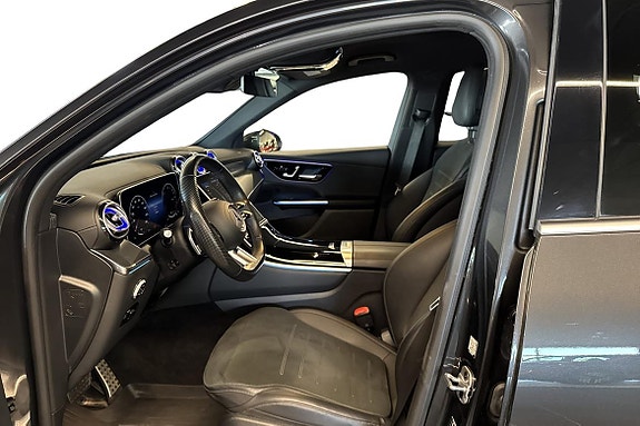 Mercedes-Benz GLC300 de 7 of 21