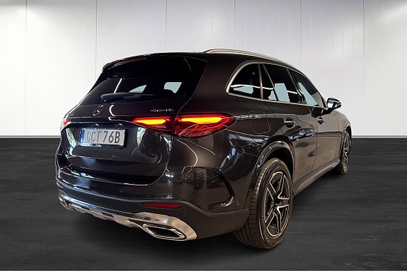 Mercedes-Benz GLC300 de 4 of 21