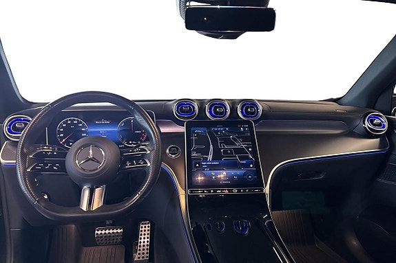 Mercedes-Benz GLC300 de 8 of 21