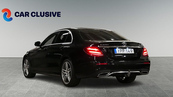 Mercedes-Benz E220 7 of 23