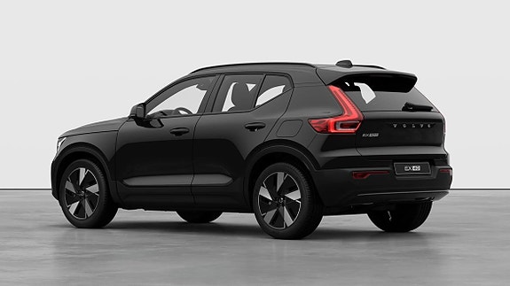 Volvo EX40 29 of 30