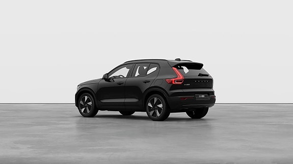 Volvo EX40 23 of 30
