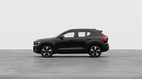 Volvo EX40 19 of 30