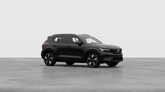 Volvo EX40 22 of 30