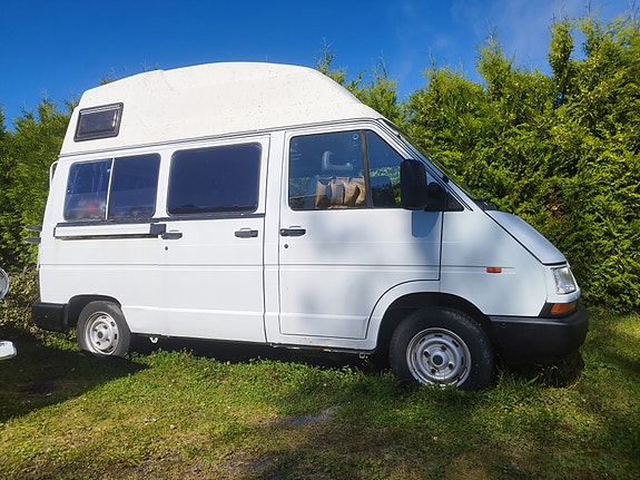Renault Trafic 2 of 13