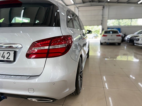 Mercedes-Benz B180 d 7 of 18
