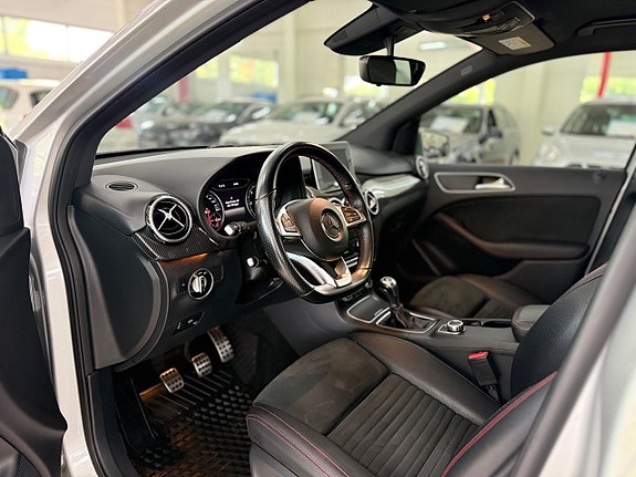 Mercedes-Benz B180 d 8 of 18