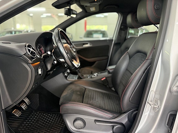 Mercedes-Benz B180 d 9 of 18