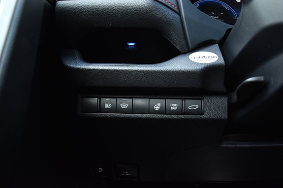 Toyota RAV4 26 of 29