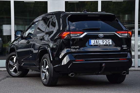 Toyota RAV4 5 of 29