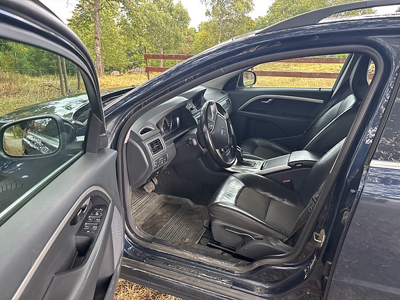Volvo V70 4 of 4