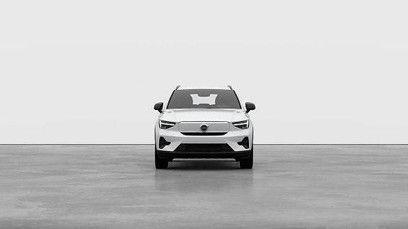 Volvo EX40 17 of 30