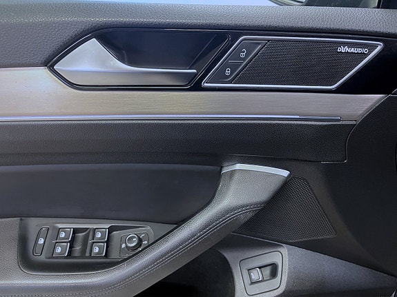 Volkswagen Passat 8 of 20