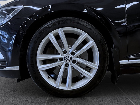 Volkswagen Passat 20 of 20