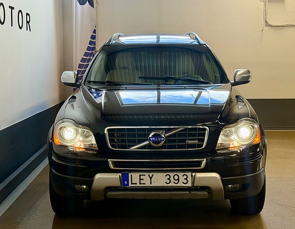 Volvo XC90 7 of 23