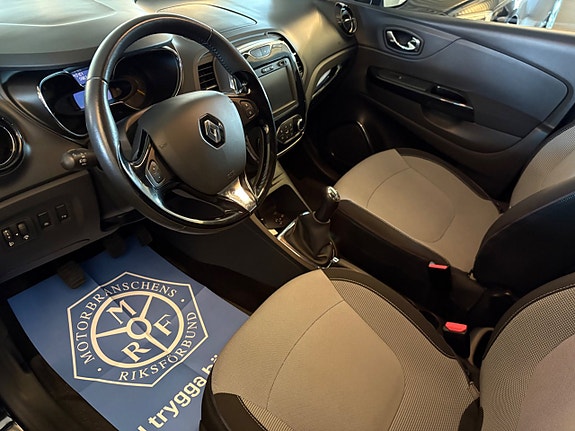 Renault Captur 5 of 7