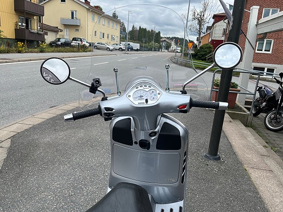 Vespa GT200 9 of 10