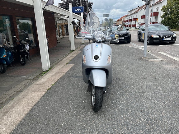 Vespa GT200 6 of 10