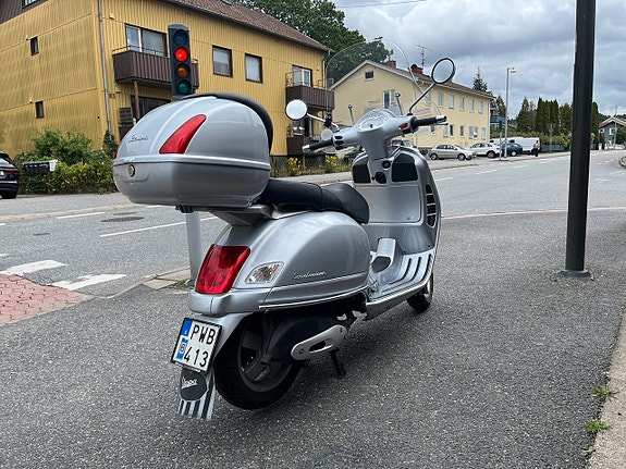 Vespa GT200 4 of 10