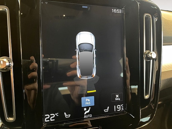 Volvo XC40 19 of 26