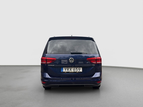 Volkswagen Touran 4 of 24