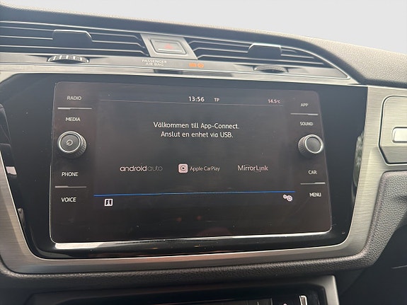 Volkswagen Touran 17 of 24