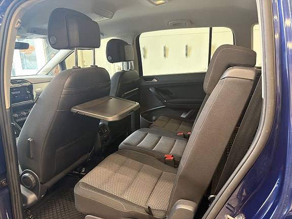 Volkswagen Touran 21 of 24