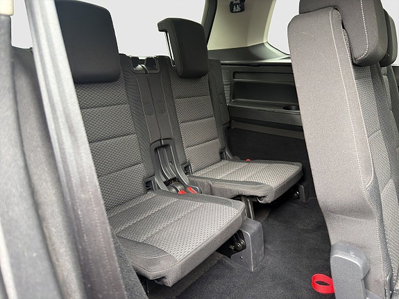 Volkswagen Touran 20 of 24