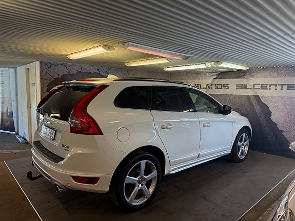 Volvo XC60 6 of 30