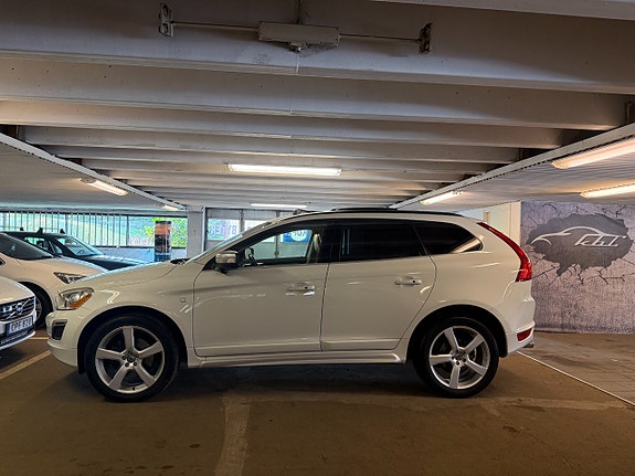 Volvo XC60 18 of 30