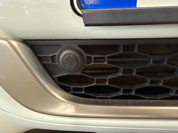 Volvo XC60 27 of 30