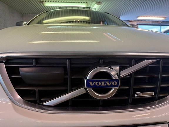 Volvo XC60 25 of 30