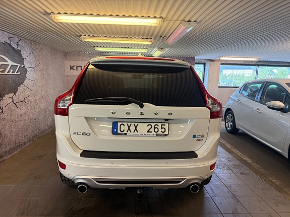 Volvo XC60 5 of 30