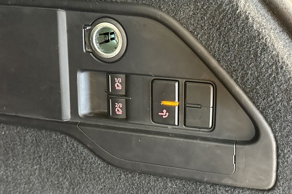 Volkswagen Touareg 25 of 26