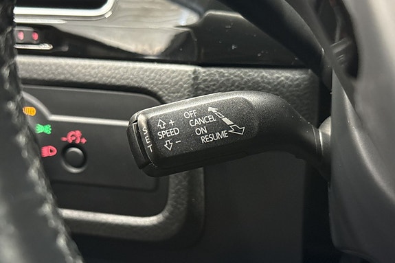 Volkswagen Touareg 10 of 26