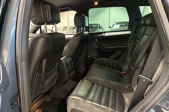 Volkswagen Touareg 22 of 26